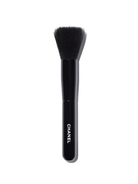 les pinceaux de chanel sponge brush|chanel brush no 102.